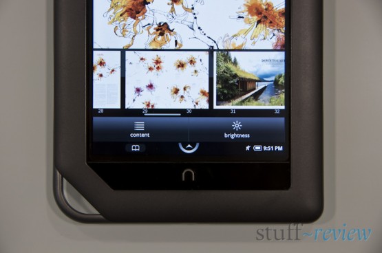 Nook Color ~ Screen close-up, reading a magazine Nook Color ~ Screen close-up, reading a magazine