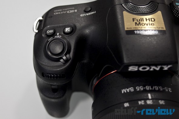 Sony Alpha SLT-A65 hands-on: hand-grip and button layout Sony Alpha SLT-A65 hands-on: hand-grip and button layout