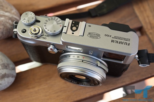 Fujifilm X100 top Fujifilm X100 top