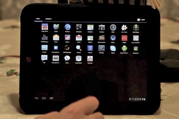 HP TouchPad running Android 4.0 Ice Cream Sandwich HP TouchPad running Android 4.0 Ice Cream Sandwich