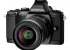 Olympus OM-D E-M5 MFT digital camera - black - front side Olympus OM-D E-M5 MFT digital camera - black - front side